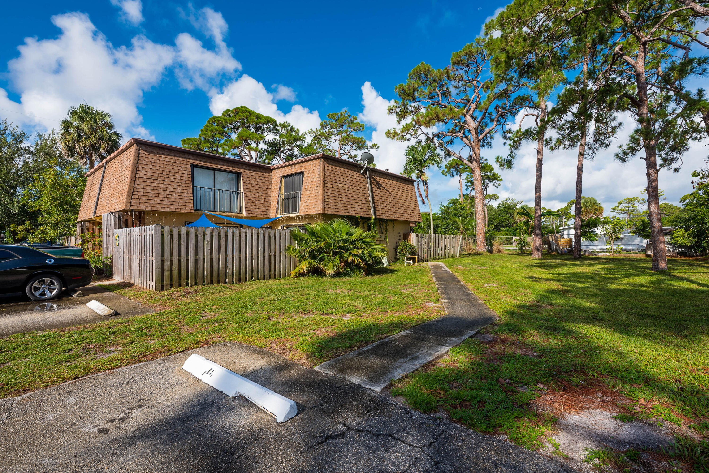 PINE GROVE TOWNHOUSES CONDO - Residential Lease