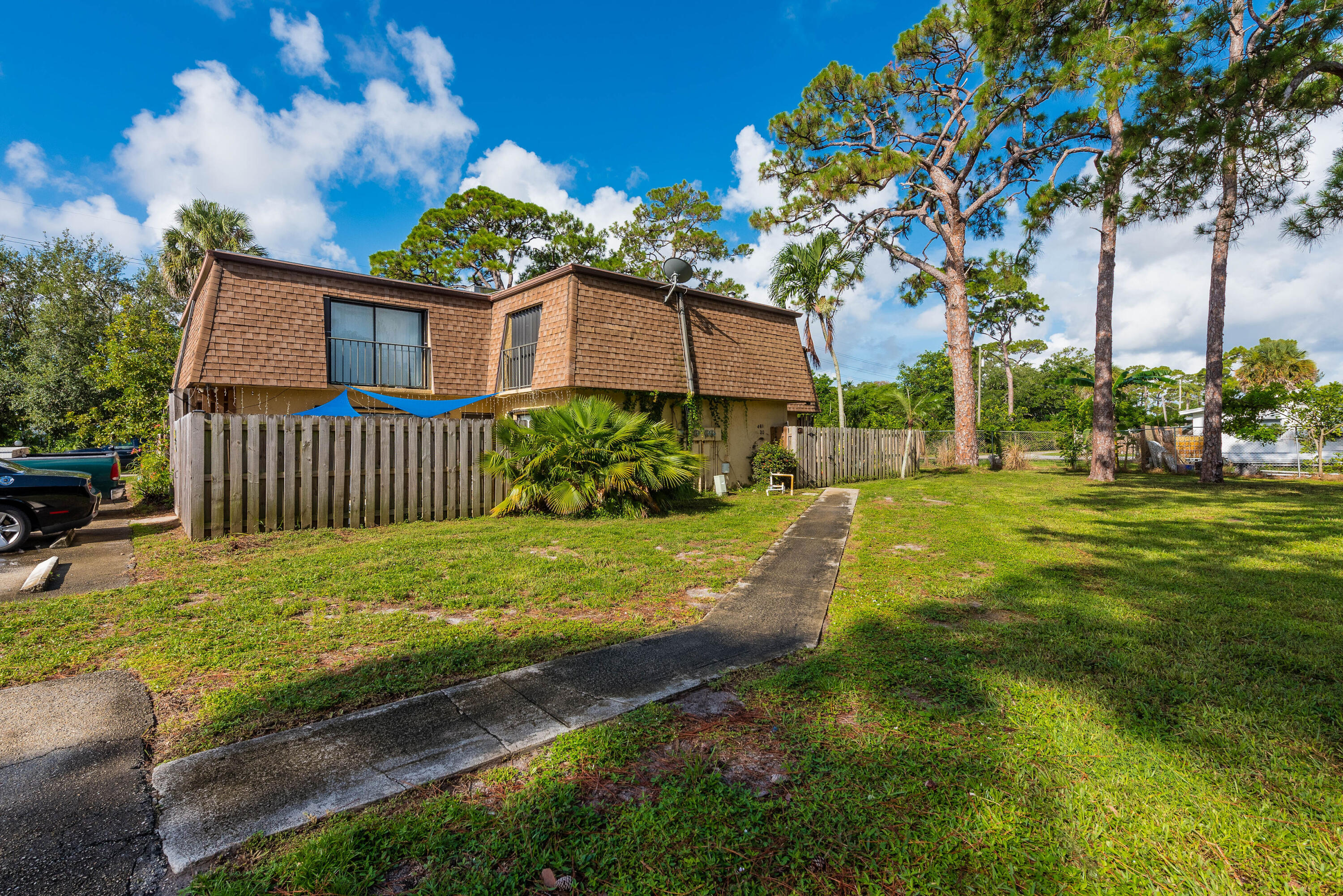 PINE GROVE TOWNHOUSES CONDO - Residential Lease
