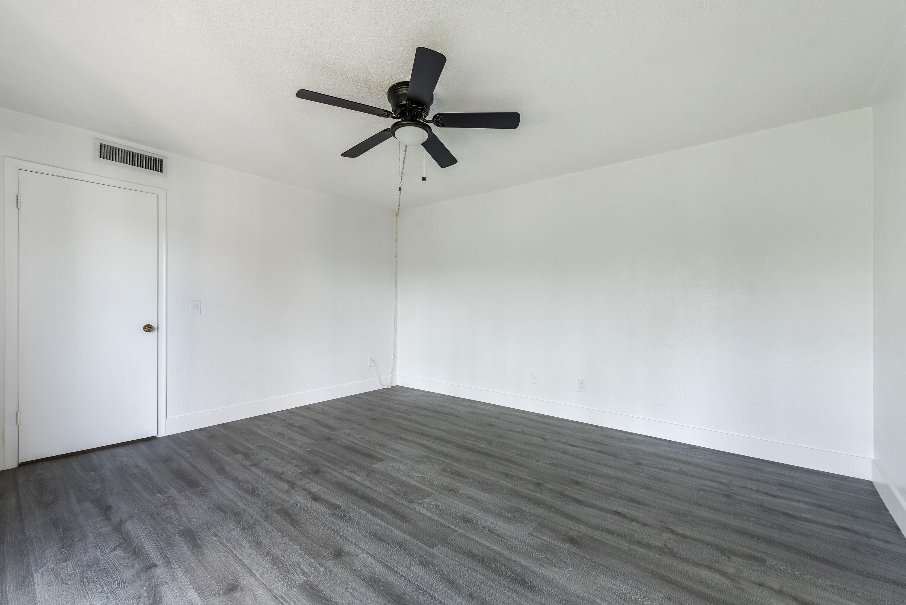 PINE GROVE TOWNHOUSES CONDO - Residential Lease