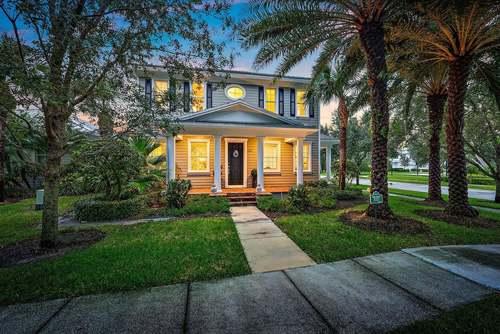 Photo of 1363 Dakota Drive, Jupiter, FL 33458 (MLS # R11022444)