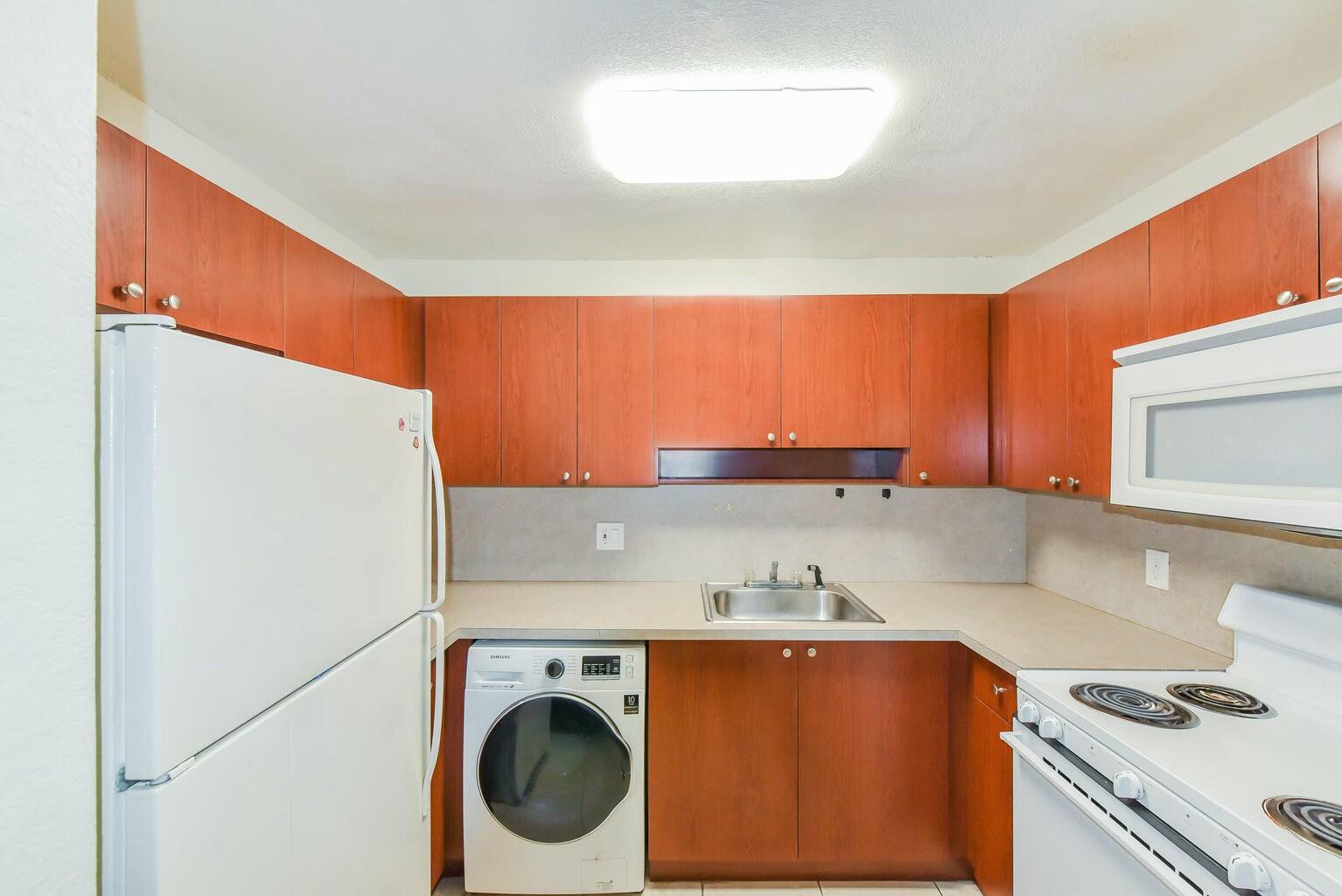 CYPRESS CREEK VILLAS OF CORAL SPRINGS - Residential