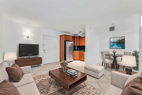 150 SW 10th St 3 Miami FL 33130