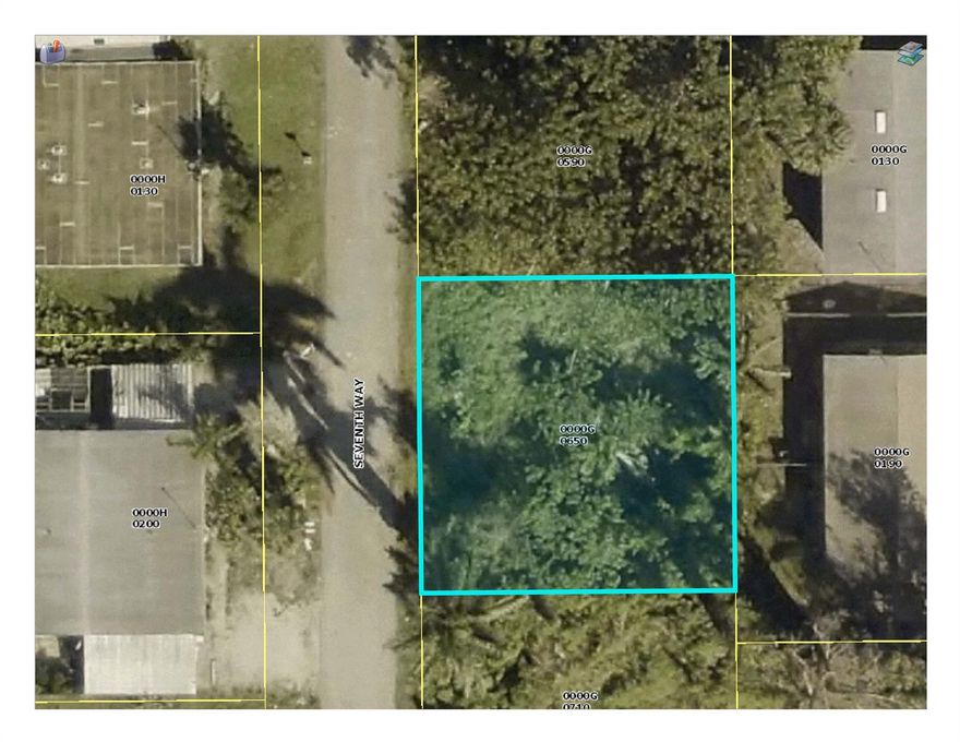 A rare find, close to city center. Offering endless possibilities! Located in a great residential neighborhood, this lot is perfect for building your dream home or investment property. Conveniently located near shopping, dining, and major roads. Close to US Highway 41. All utilities are close to site. Offers endless opportunity to create your vision in this established residential neighborhood! Sellers say “bring offers”!!