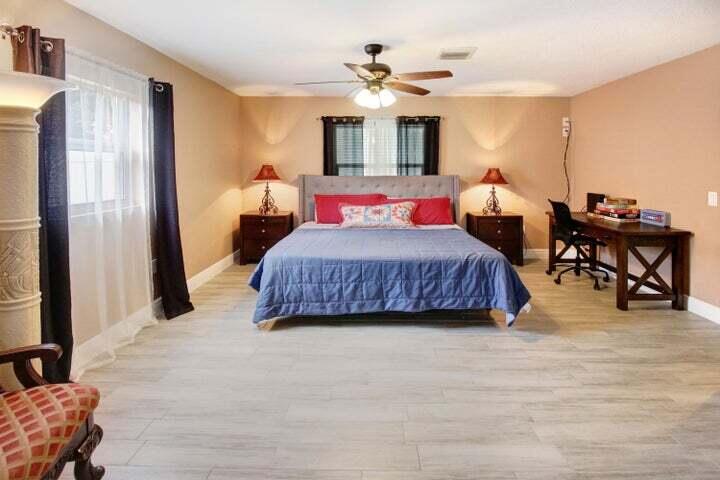 HYPOLUXO VILLAGE 2 - Residential Lease