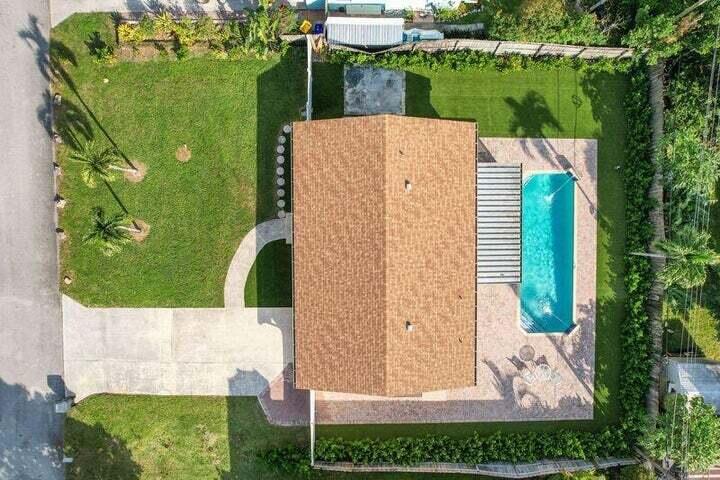 HYPOLUXO VILLAGE 2 - Residential Lease