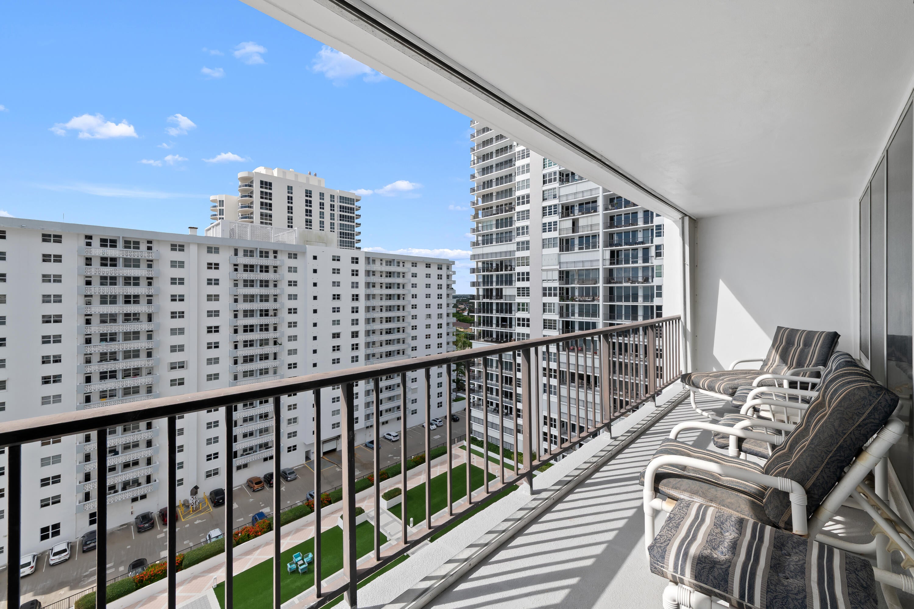 4280 Galt Ocean Drive 12L