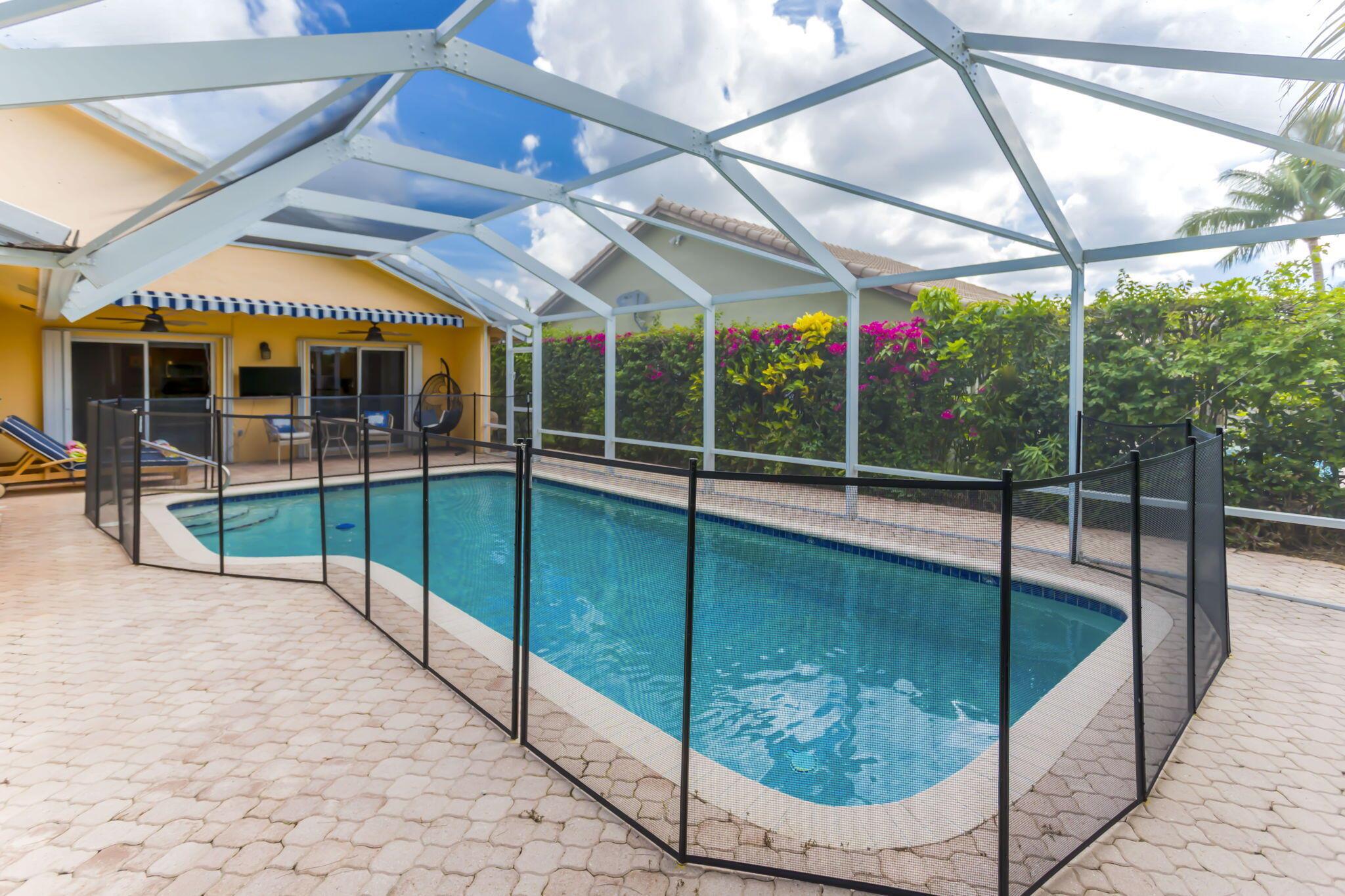 SILVER WOODS - Residential Lease