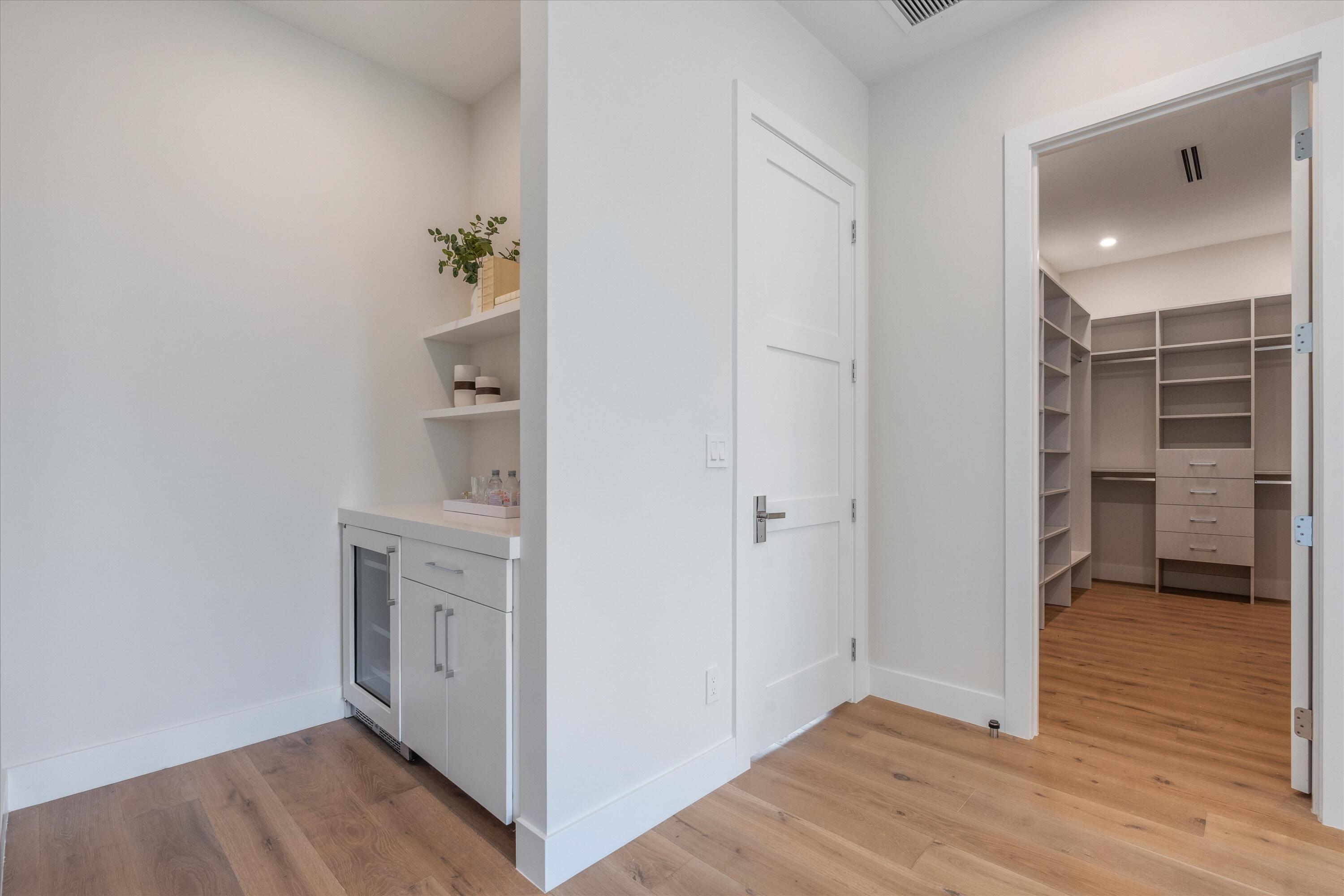 Colee Hammock 1-17 B - Residential