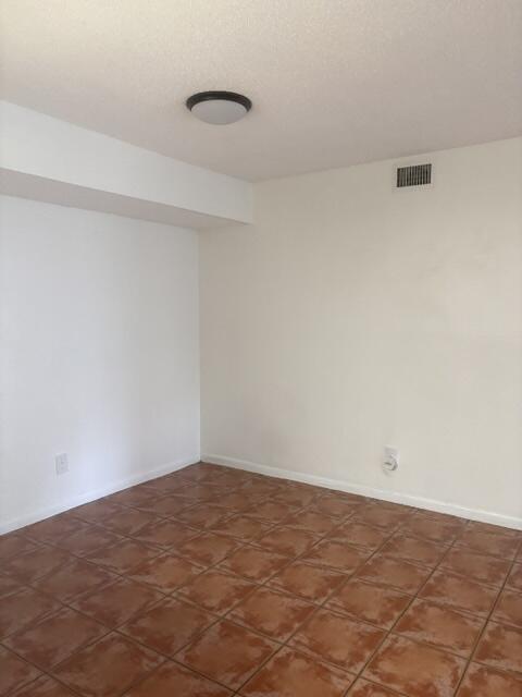VISCONTI - Residential Lease