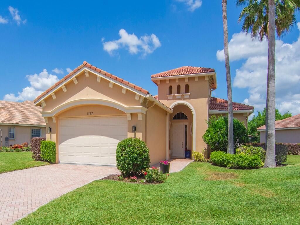 Photo of 7327 Bob O Link Way, Port Saint Lucie, FL 34986 (MLS # B26020952)