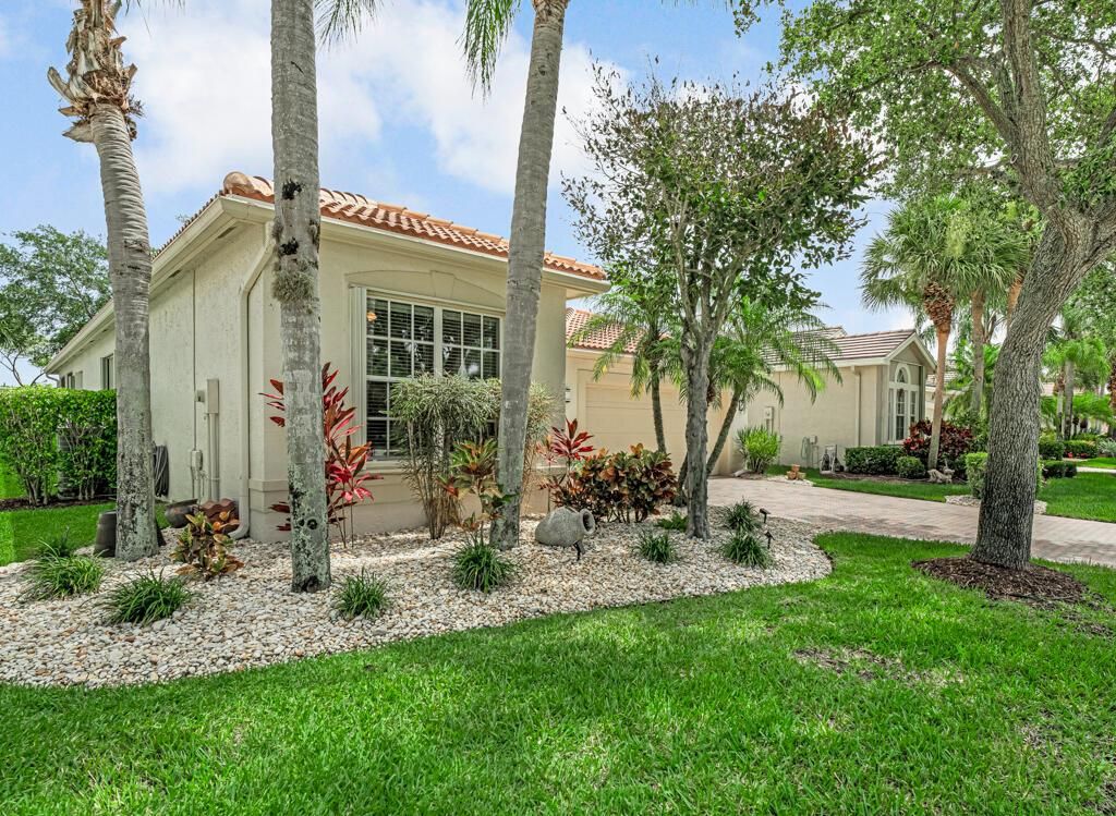 Photo of 8793 Arbor Walk Drive, Lake Worth, FL 33467 (MLS # R11105040)