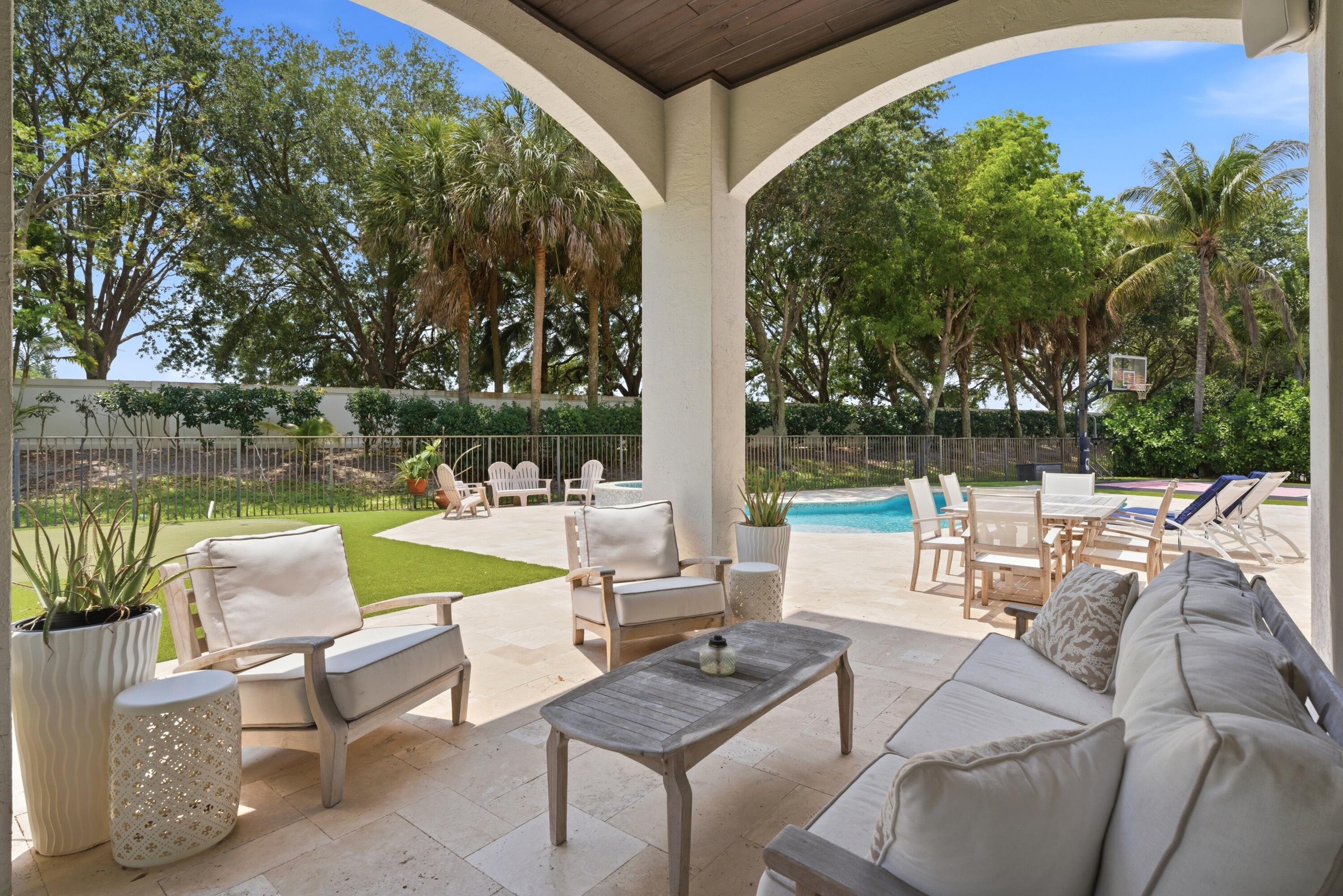 OAKS AT BOCA RATON - Residential