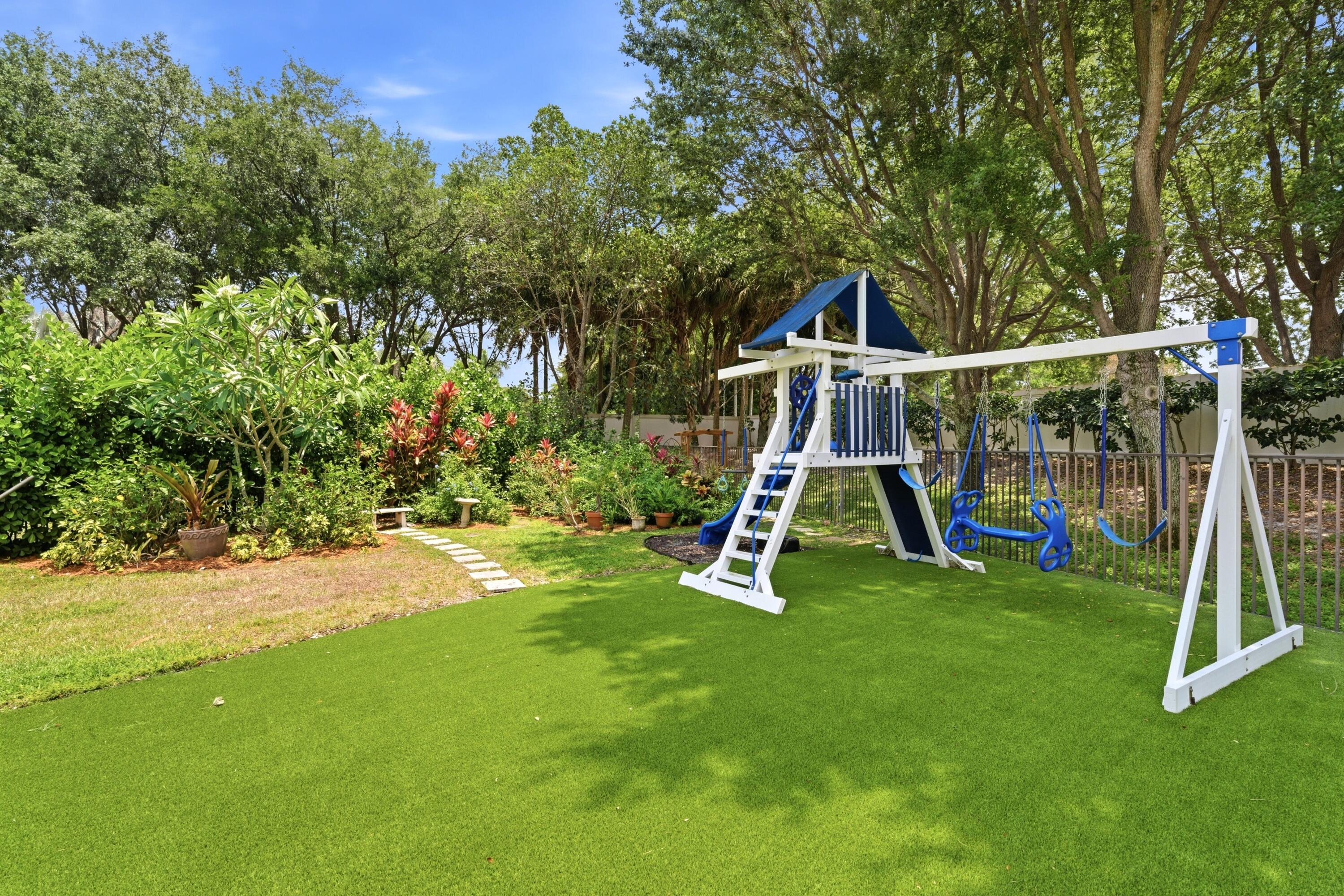 OAKS AT BOCA RATON - Residential