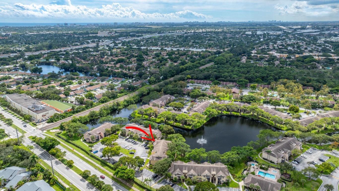Waters Edge At Deerfield - Residential Lease
