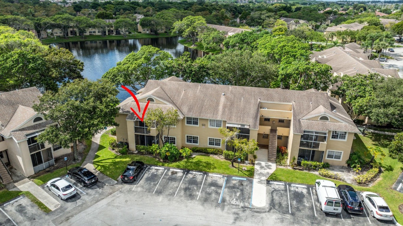 Waters Edge At Deerfield - Residential Lease