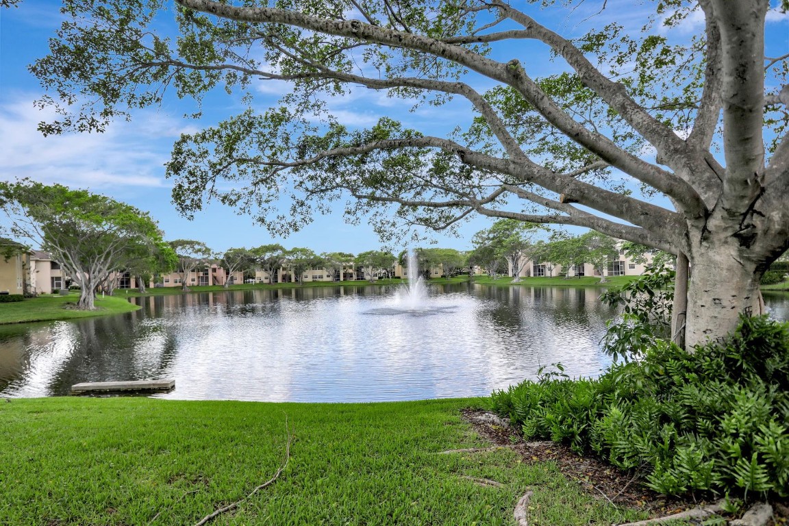 Waters Edge At Deerfield - Residential Lease