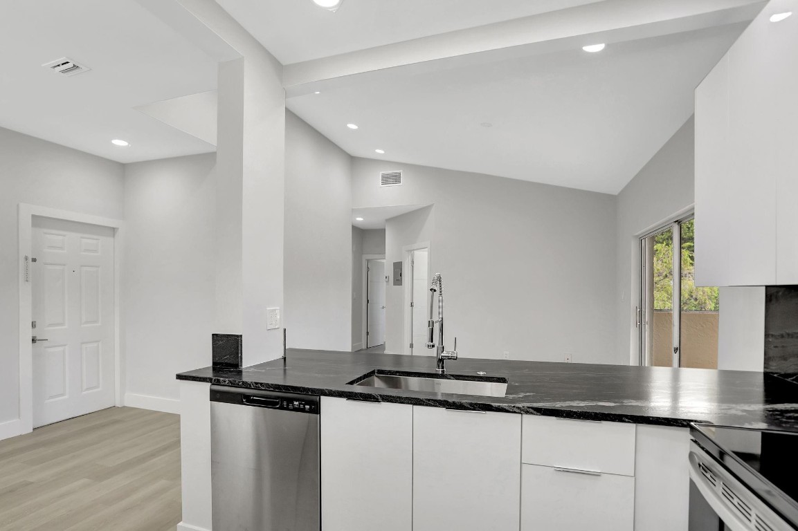 Waters Edge At Deerfield - Residential Lease