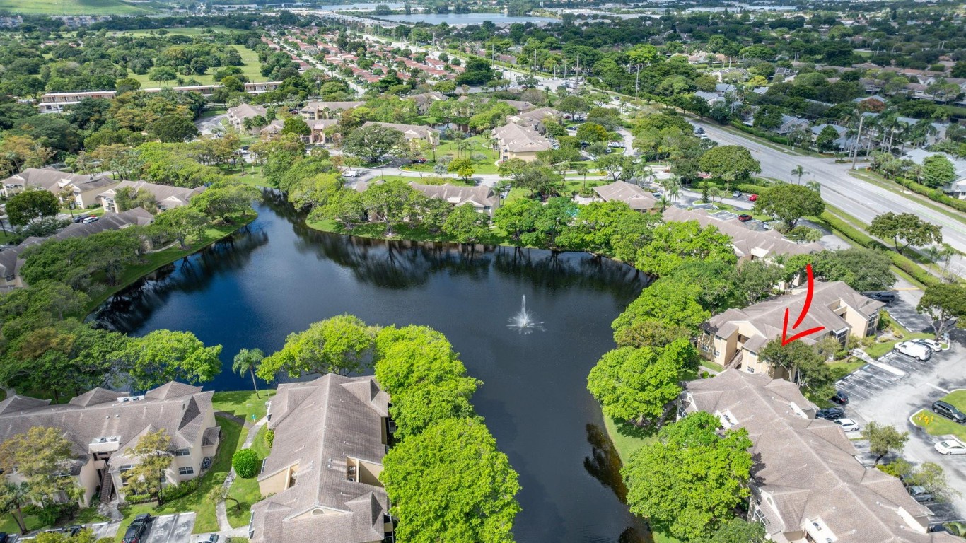 Waters Edge At Deerfield - Residential Lease