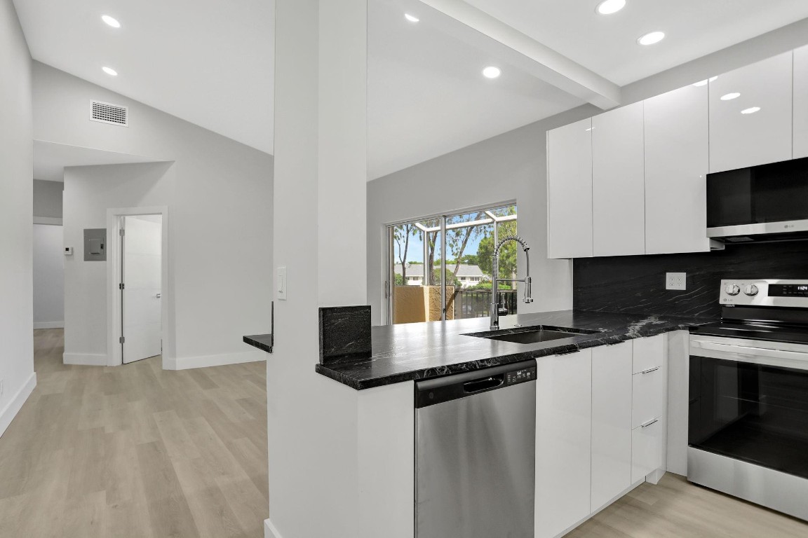 Waters Edge At Deerfield - Residential Lease