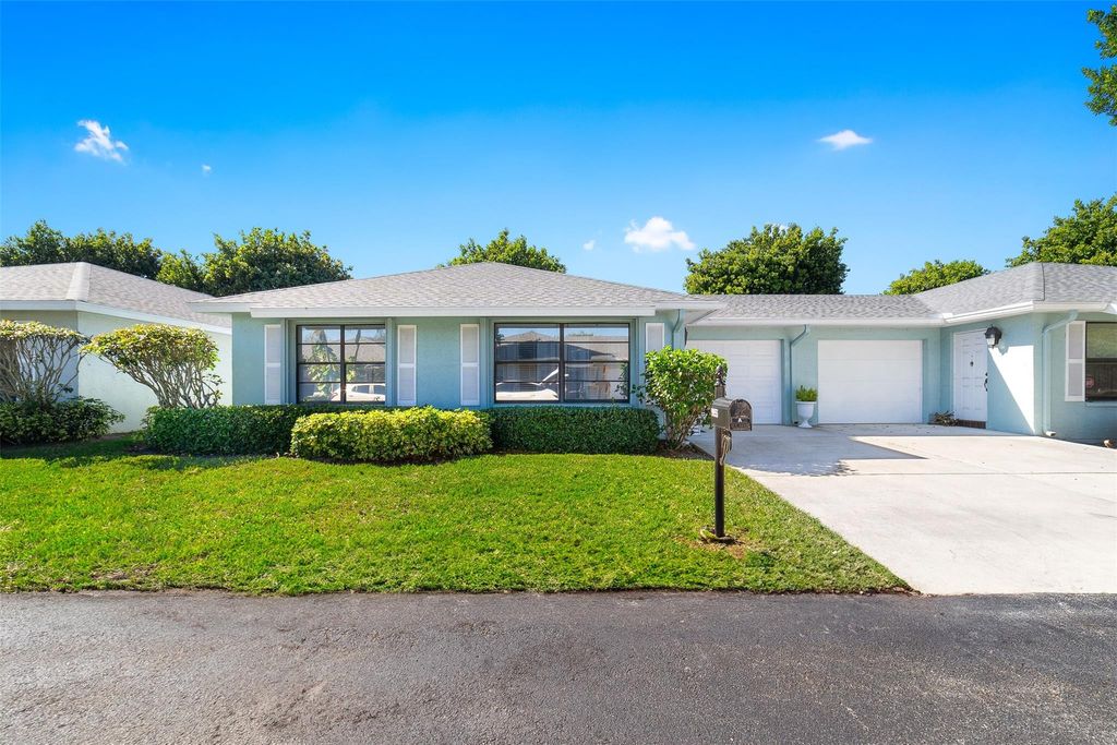 Photo of 9955 Orchid Tree Trail #A, Boynton Beach, FL 33436 (MLS # F10544937)