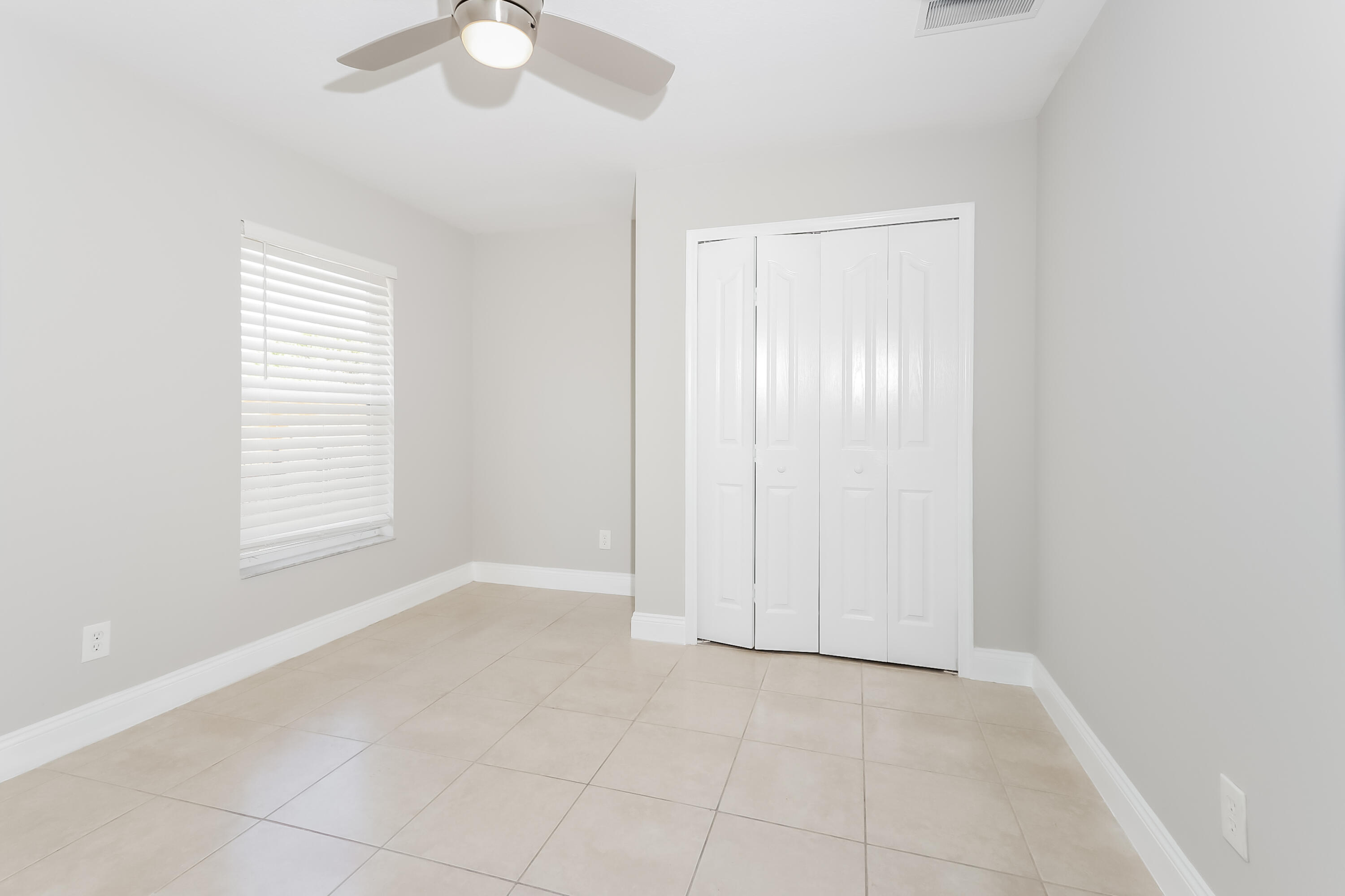 PORT ST LUCIE SECTION 21 - Residential Lease