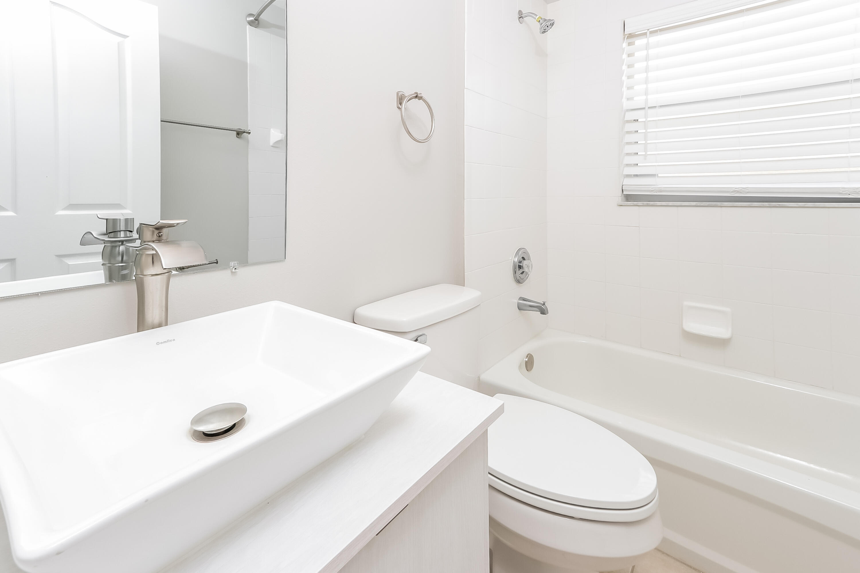PORT ST LUCIE SECTION 21 - Residential Lease