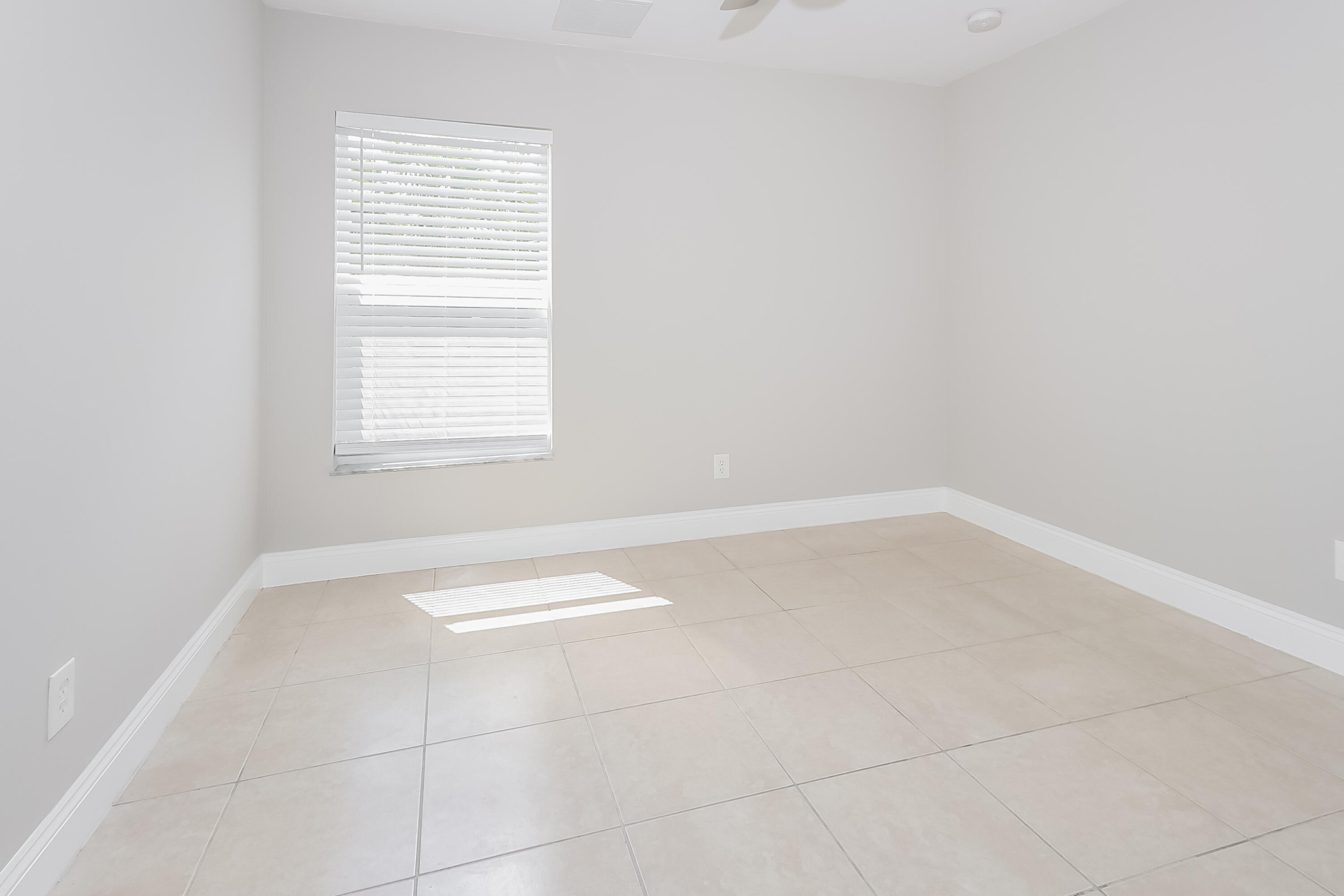 PORT ST LUCIE SECTION 21 - Residential Lease