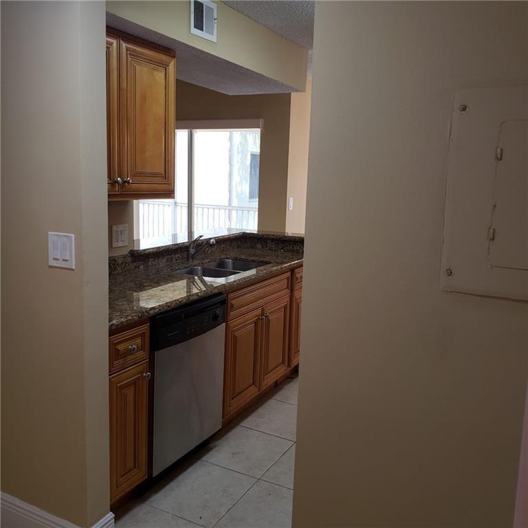 5612 Rock Island Rd 165