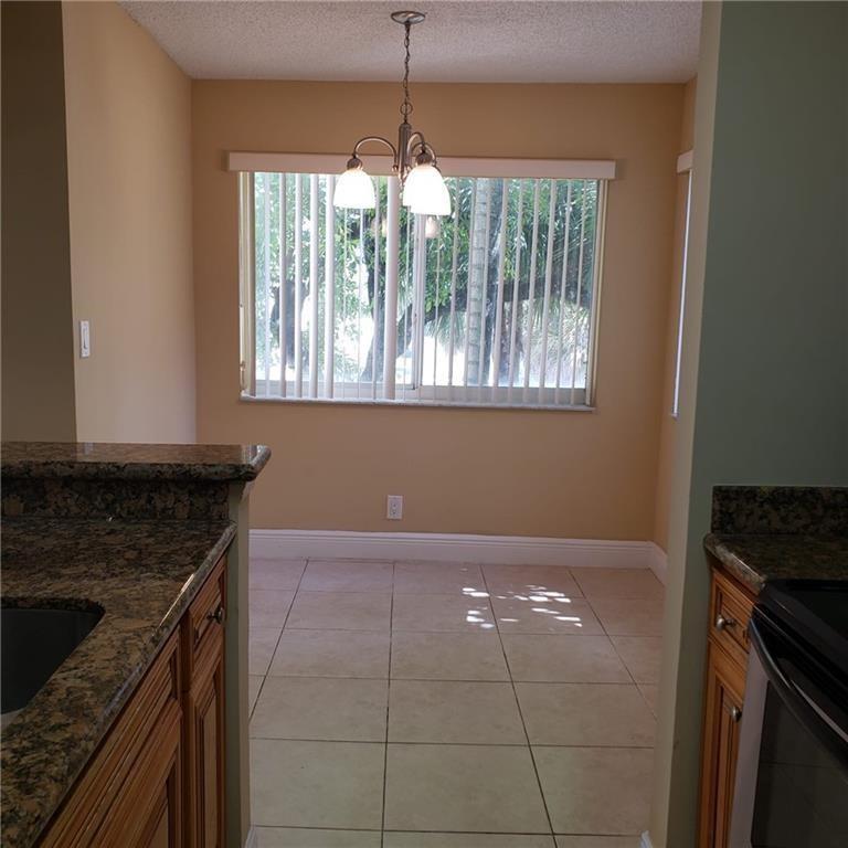 5612 Rock Island Rd 165