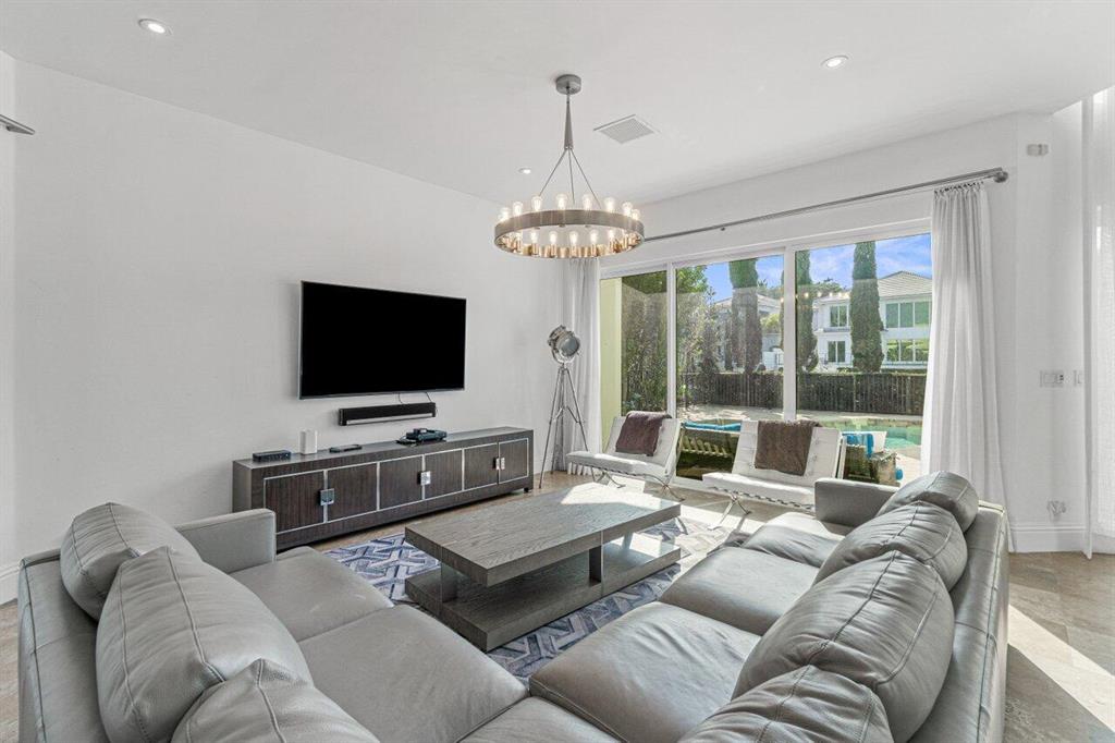 BOCA MARINA - Residential