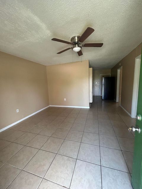 8657 64th Court Vero Beach FL 32967