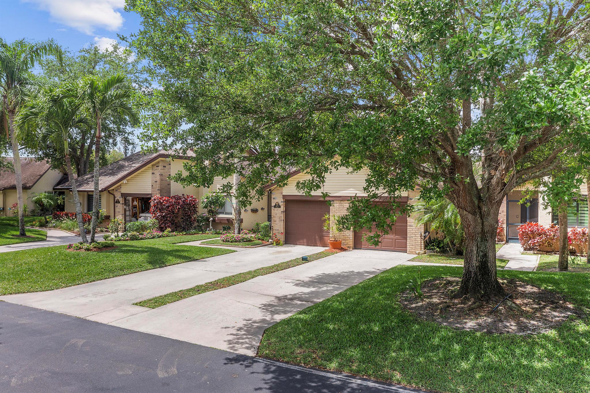 160 Ramblewood Circle