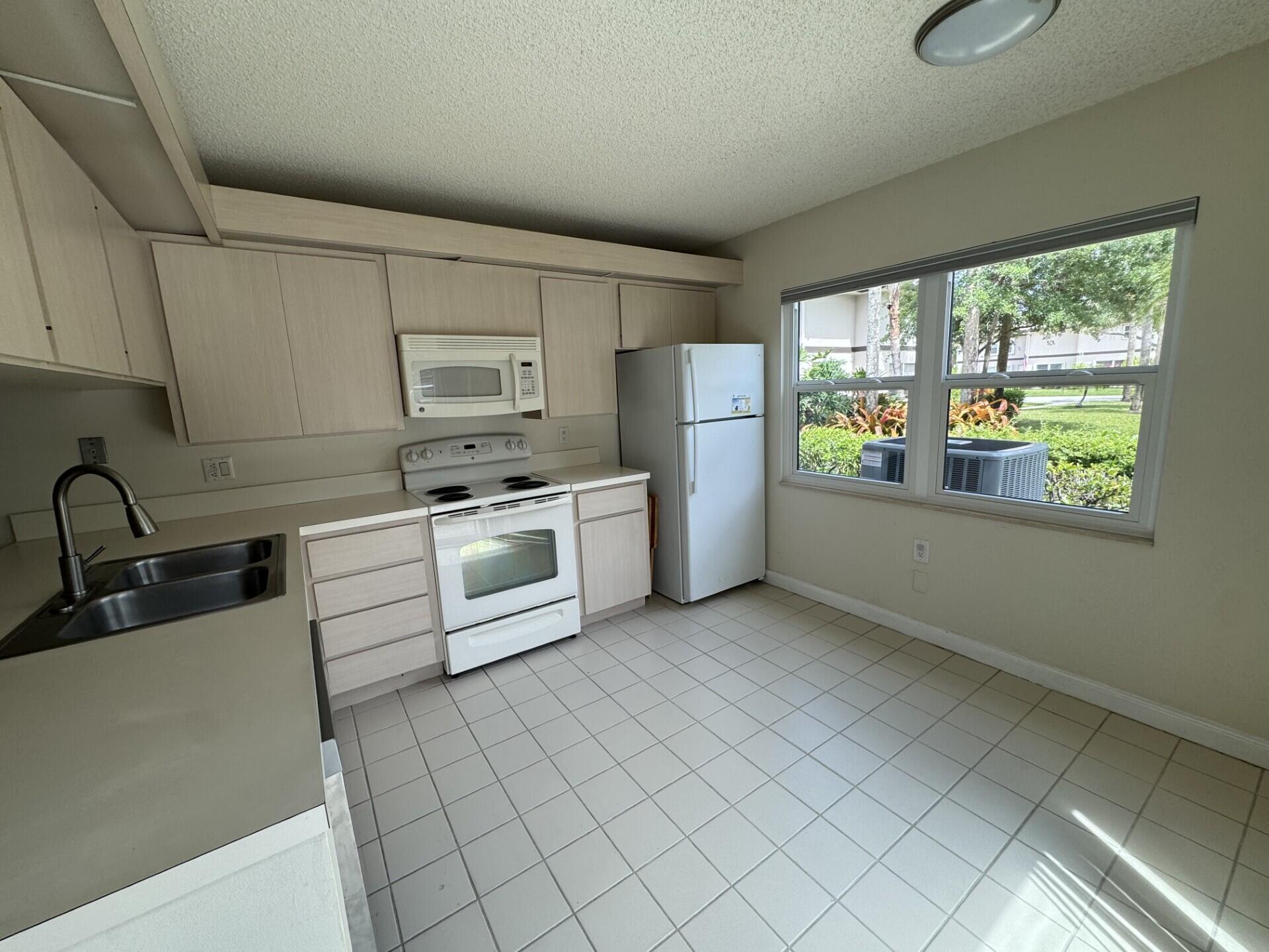 20 Bedford Court C