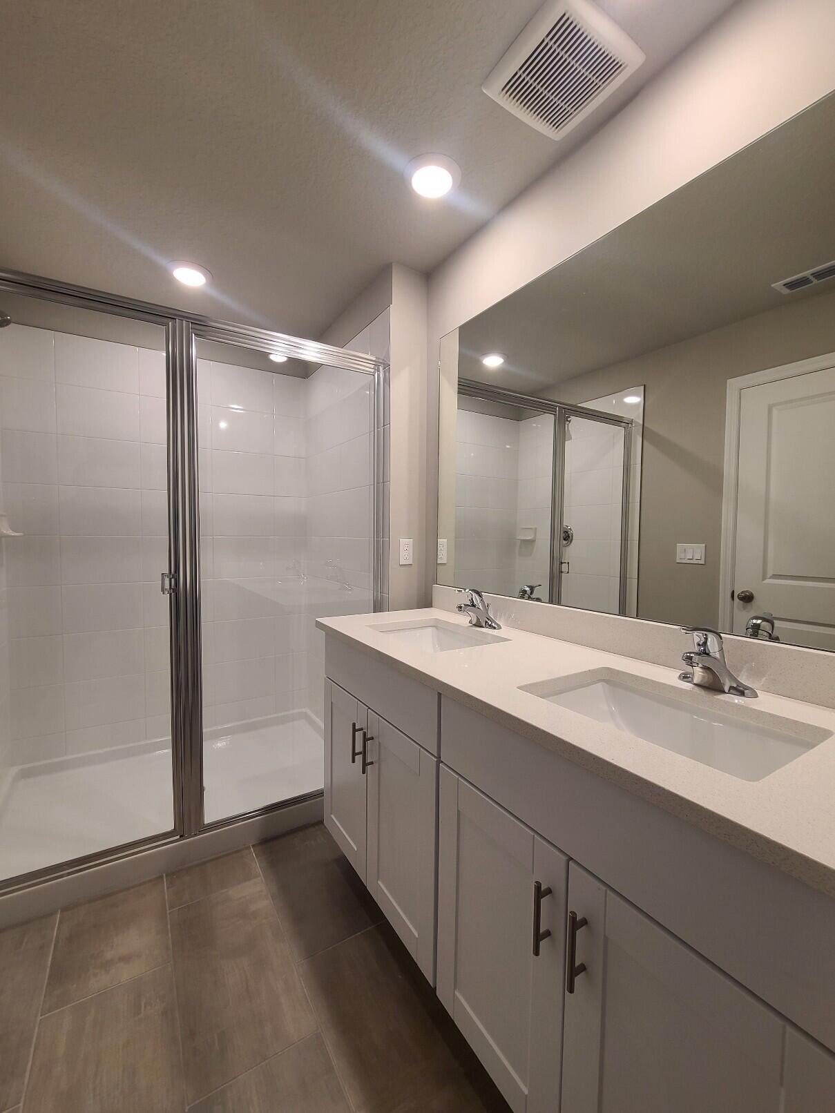 FONTANA TOWNHOMES - Residential
