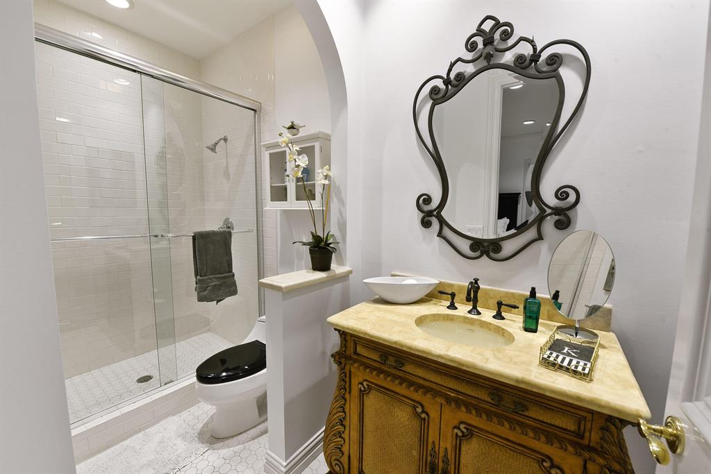 ST ANDREWS COUNTRY CLUB - Residential