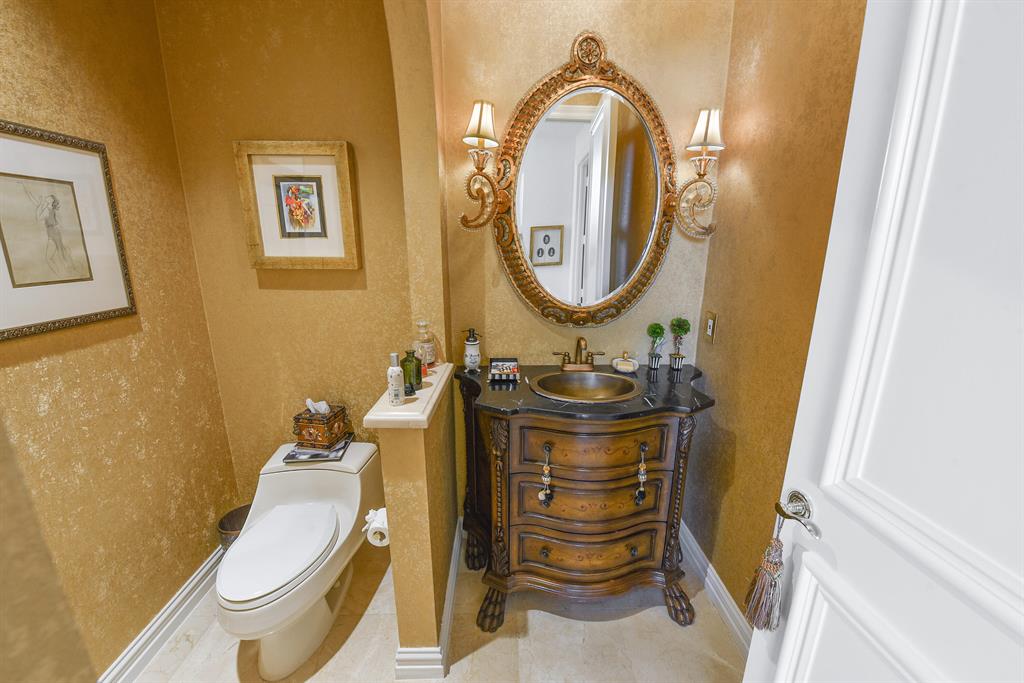 ST ANDREWS COUNTRY CLUB - Residential