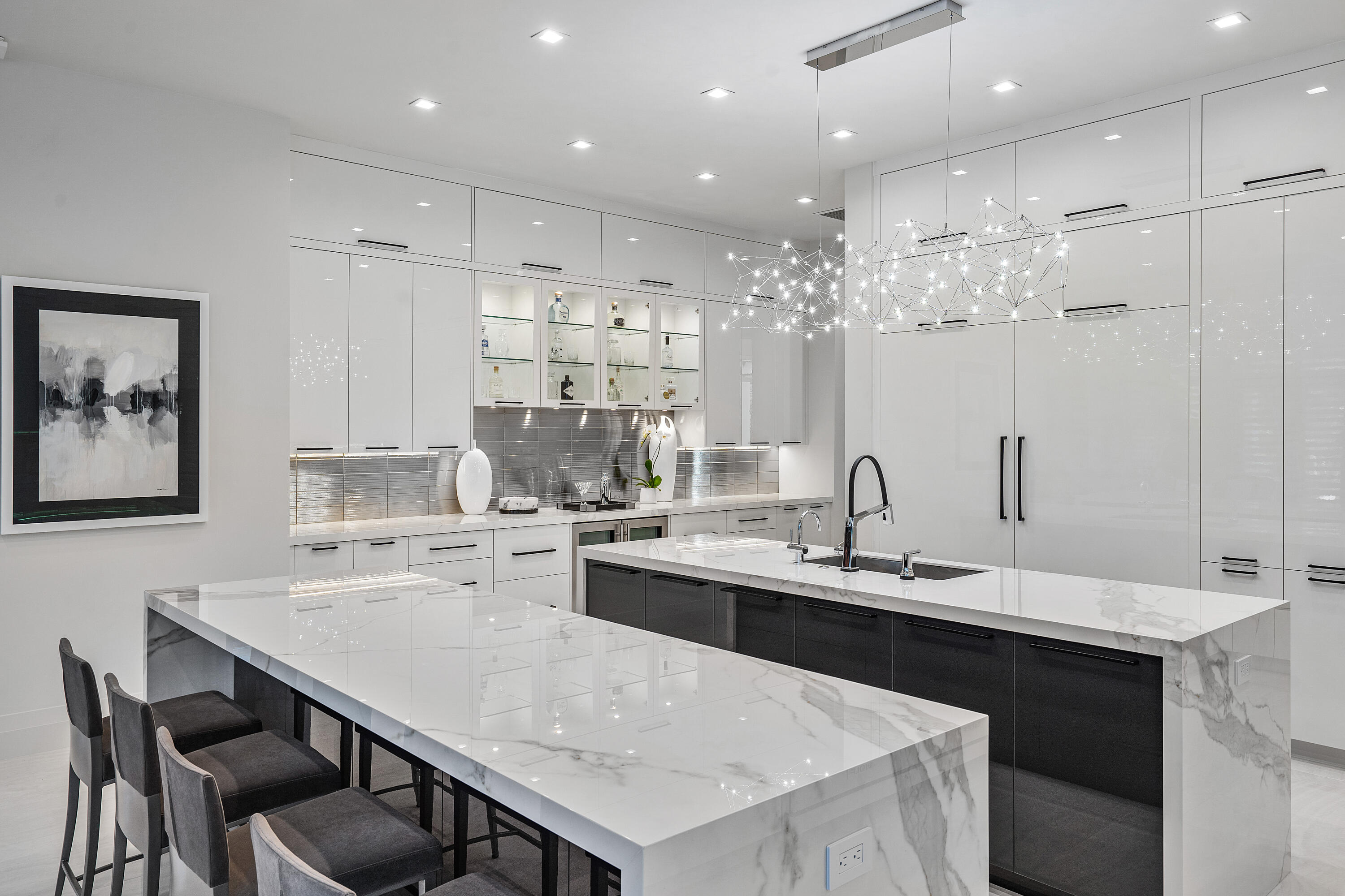 DEVON PLACE - Residential