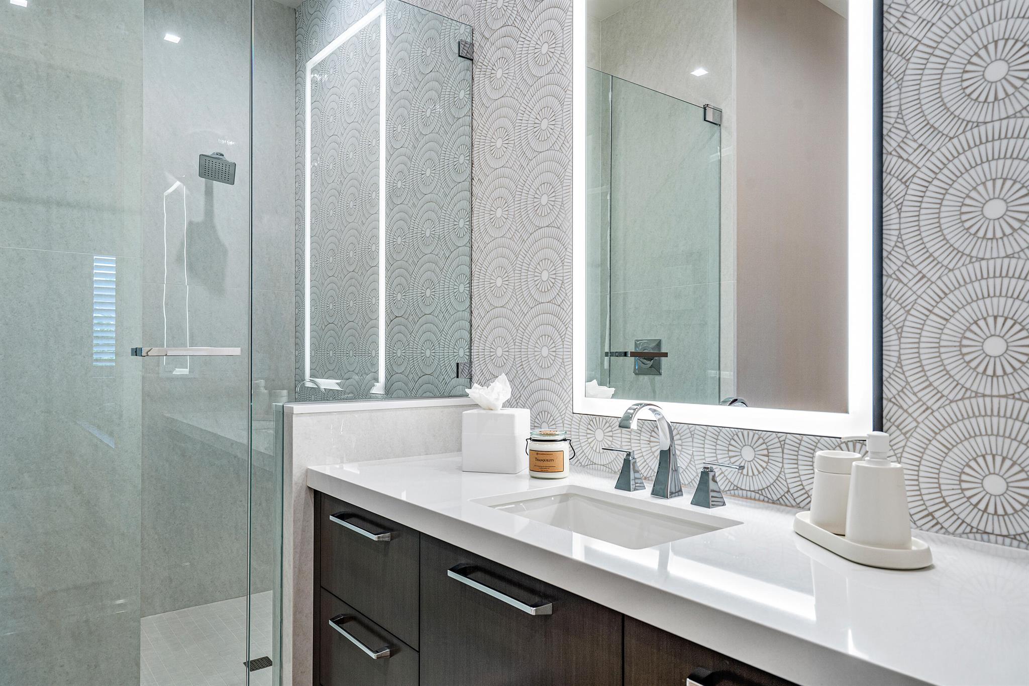 DEVON PLACE - Residential