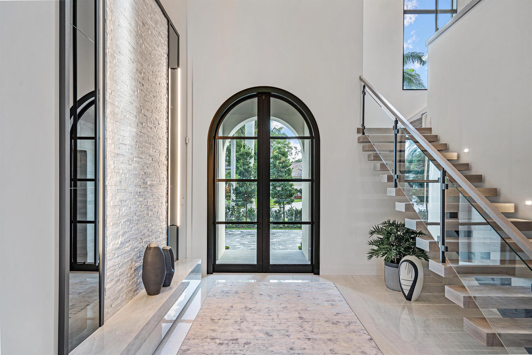 DEVON PLACE - Residential