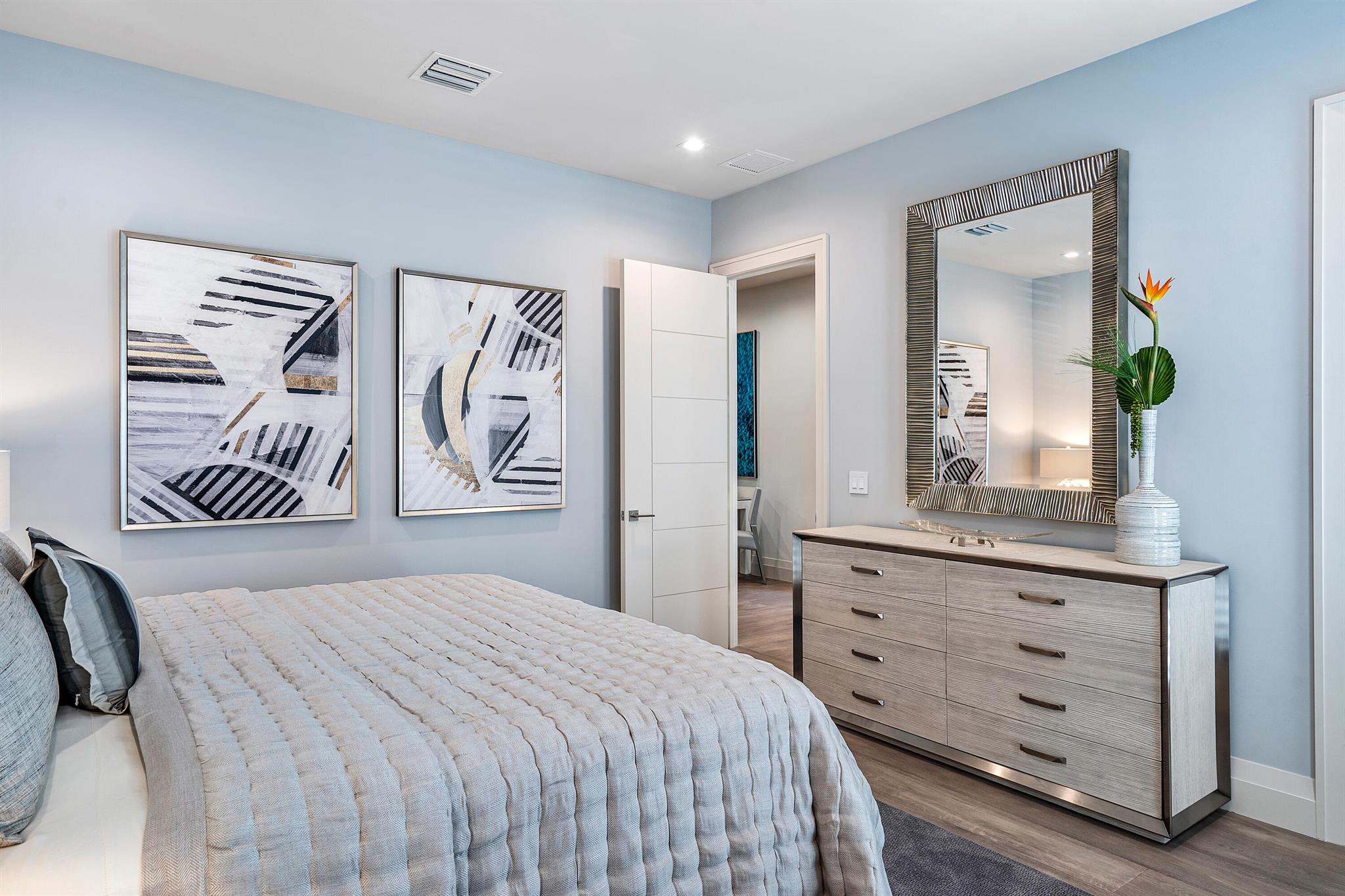 DEVON PLACE - Residential