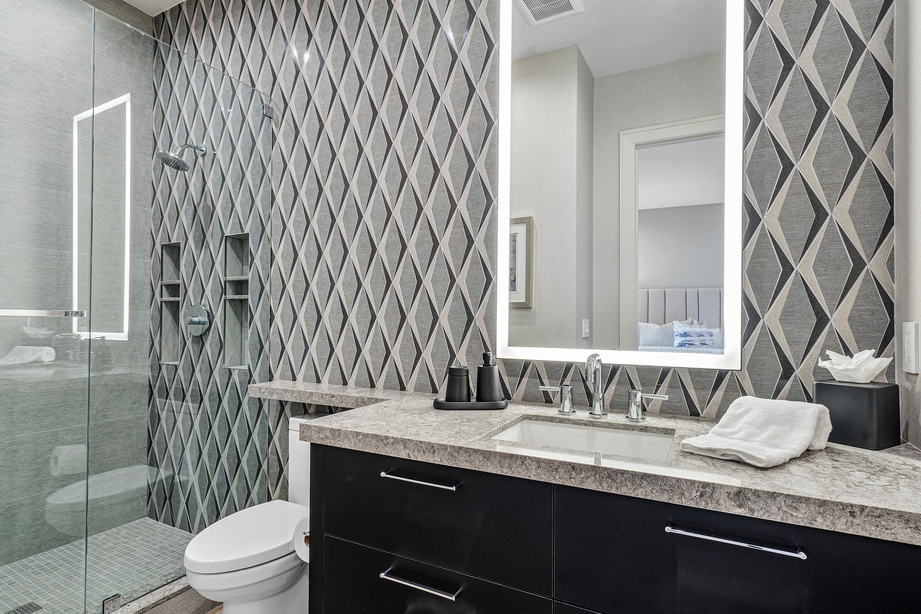 DEVON PLACE - Residential