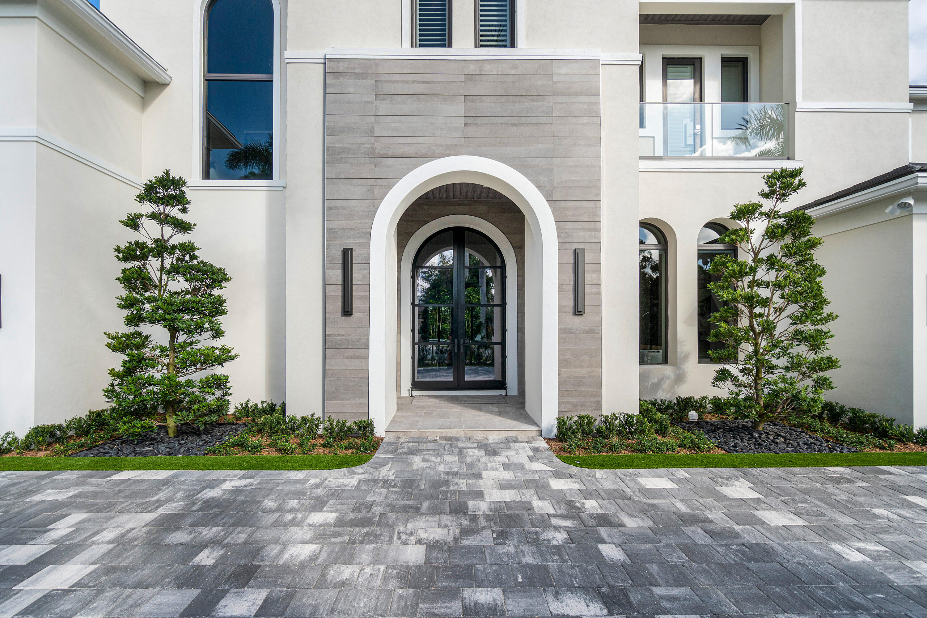 DEVON PLACE - Residential