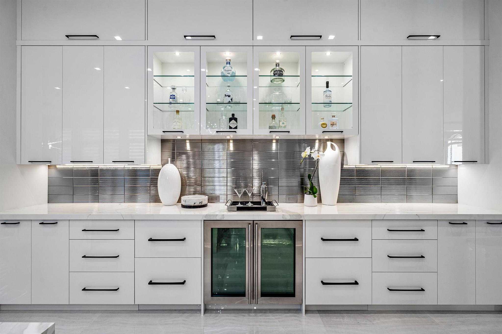 DEVON PLACE - Residential