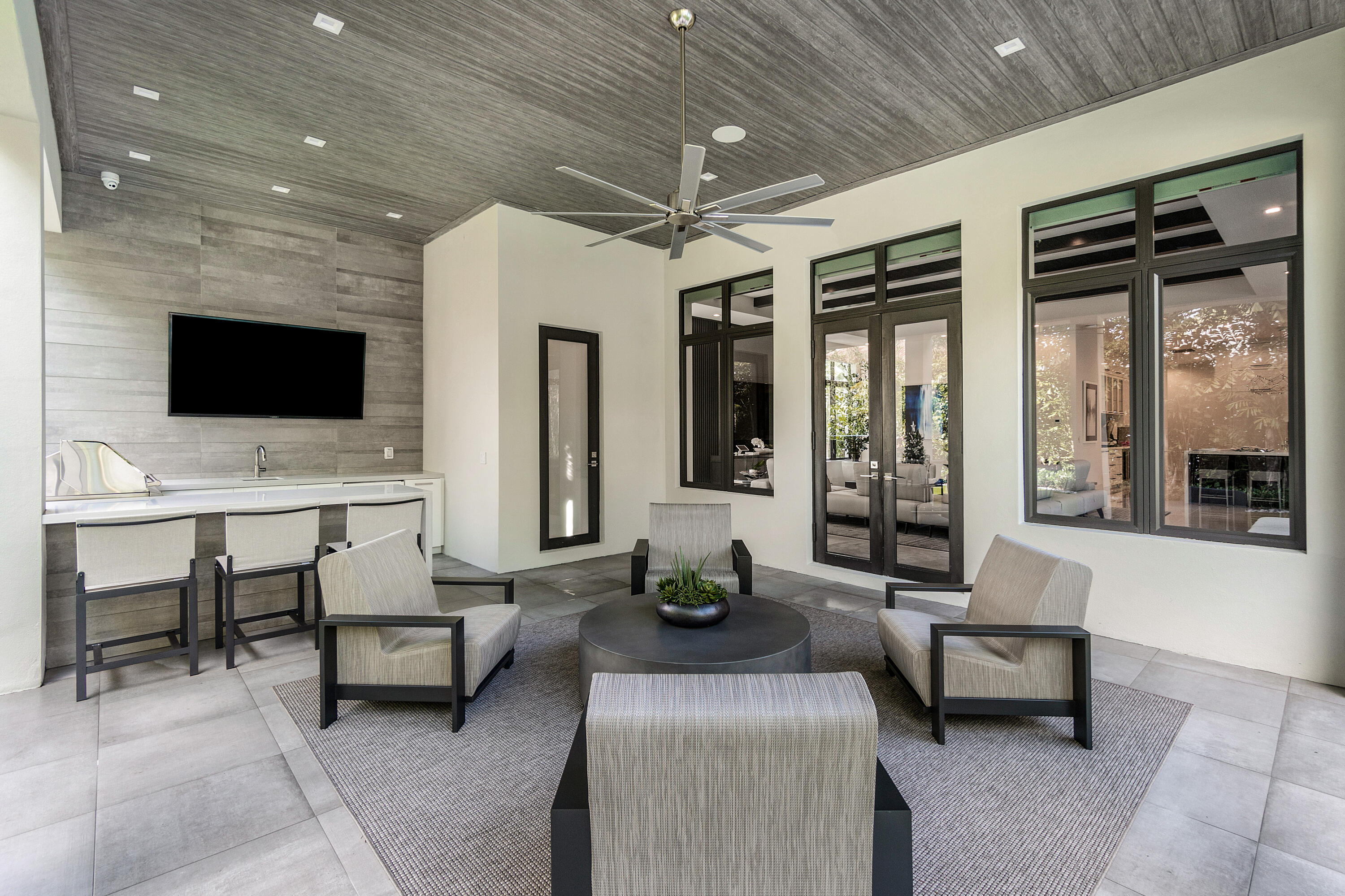 DEVON PLACE - Residential