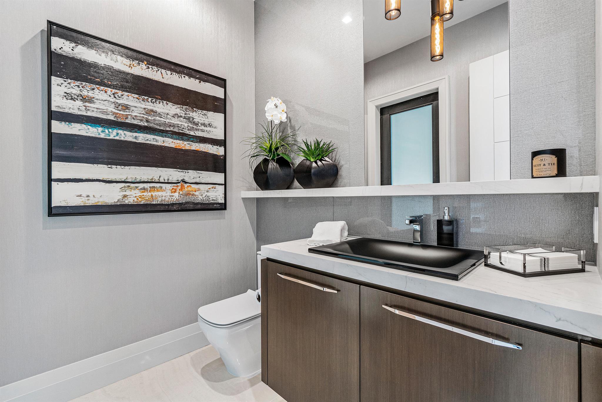 DEVON PLACE - Residential