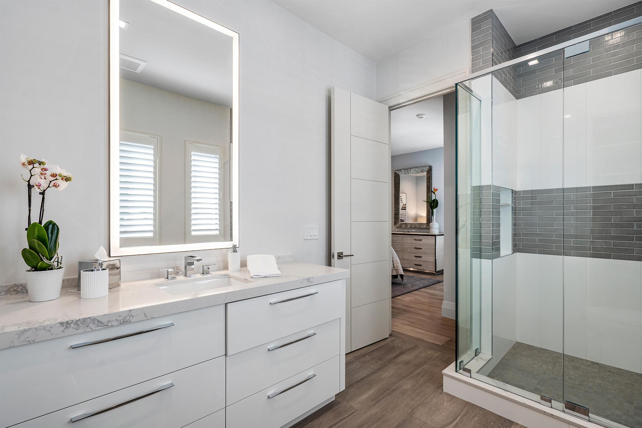 DEVON PLACE - Residential