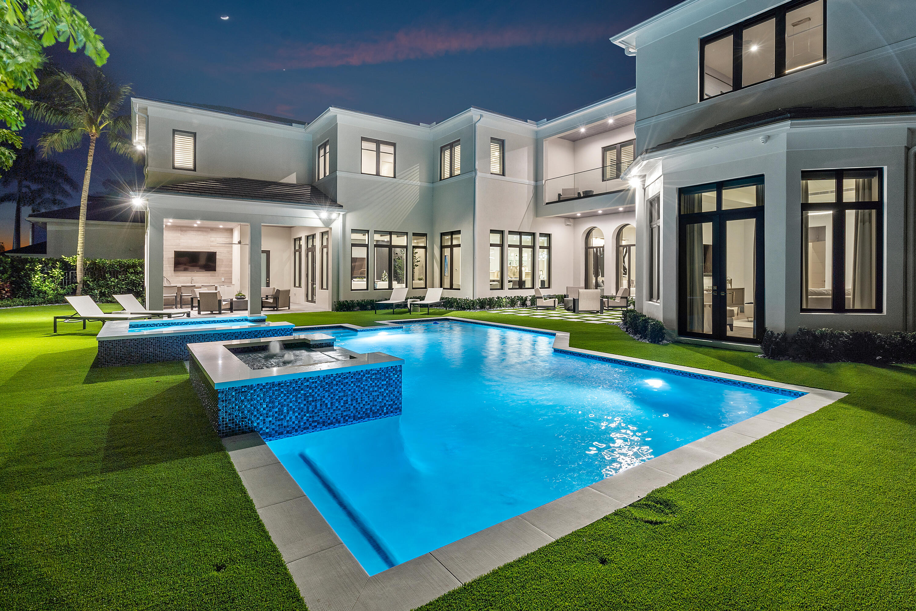 DEVON PLACE - Residential