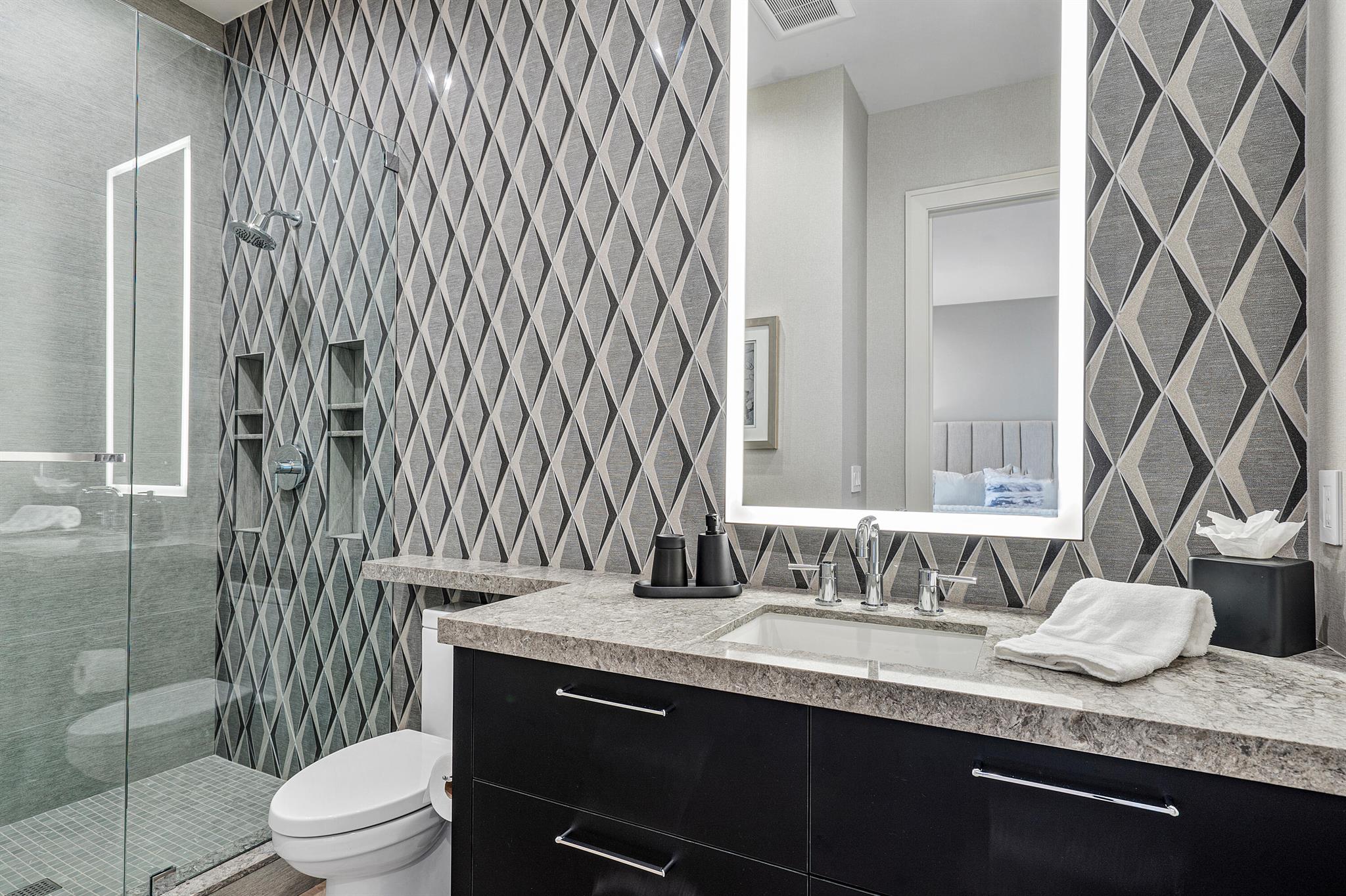 DEVON PLACE - Residential