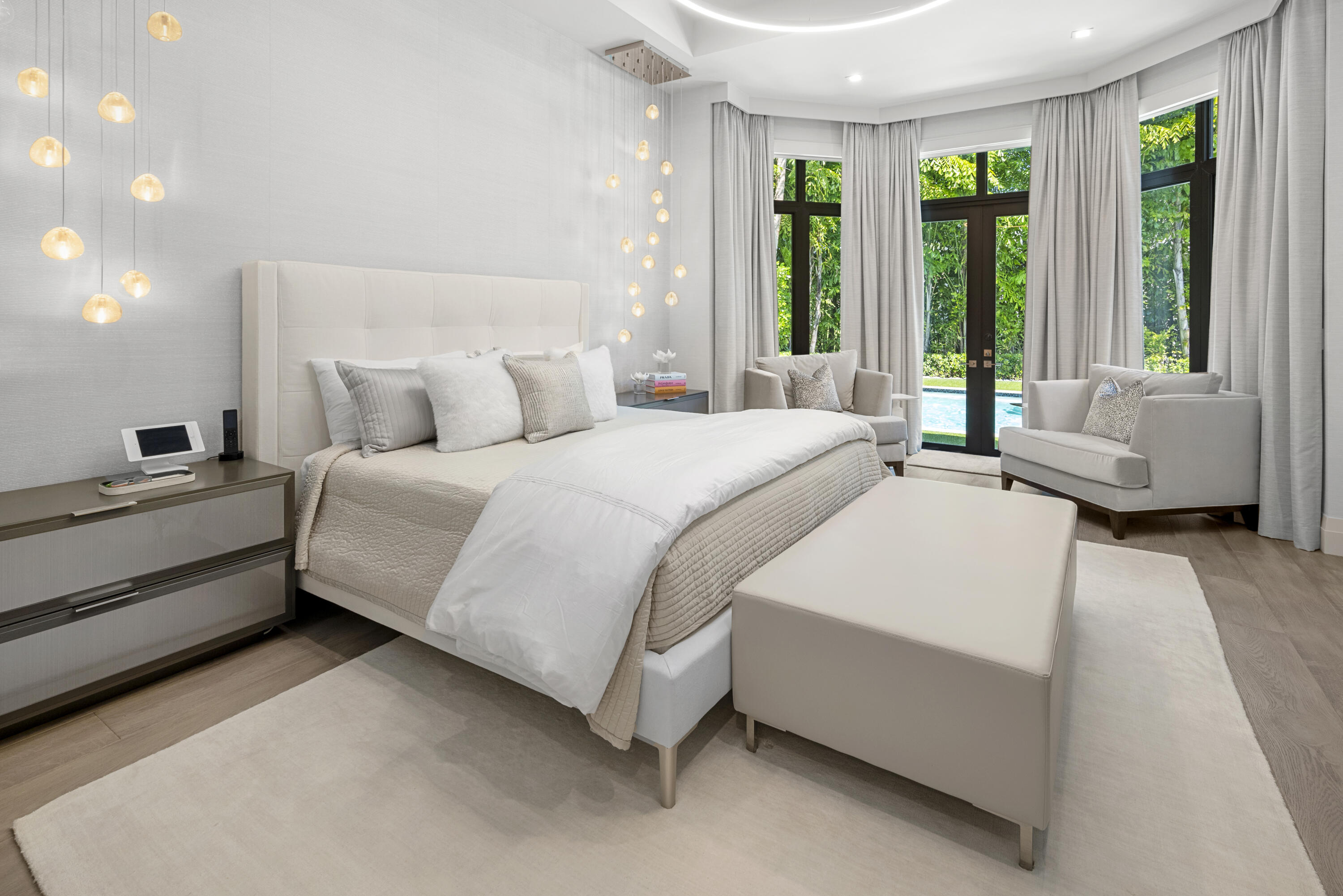 DEVON PLACE - Residential