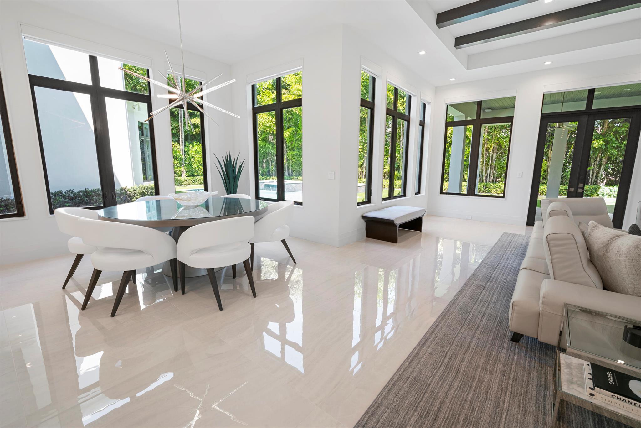 DEVON PLACE - Residential